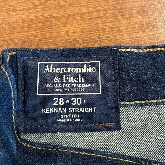 Abercrombie & Fitch Kennan straight jeans NWT size 28 x 30. - Picture 2 of 8